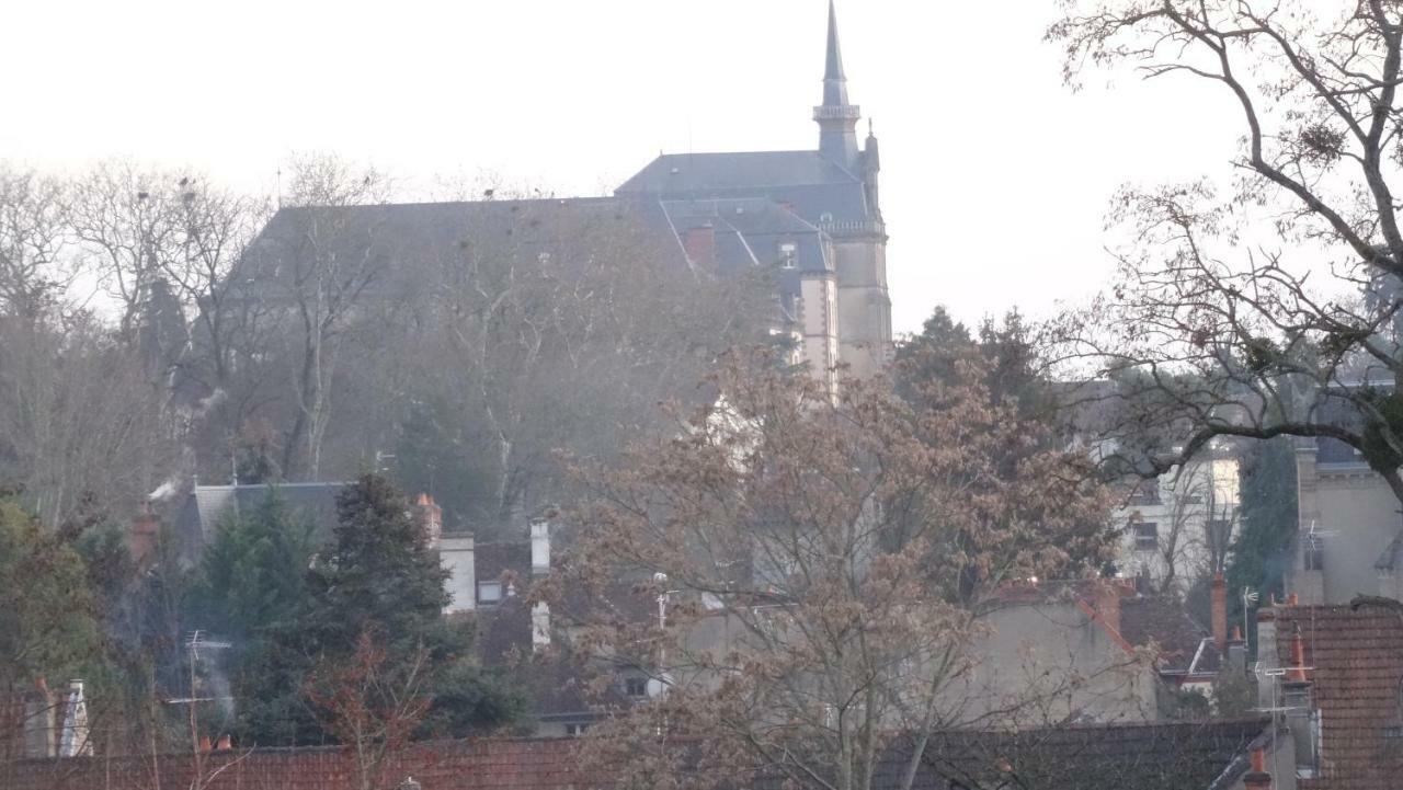 Studio Moderne Avec Jolie Vue Мулен Экстерьер фото
